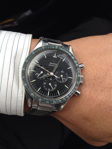 omega speedmaster green bezel|omega speedy bezel differences.